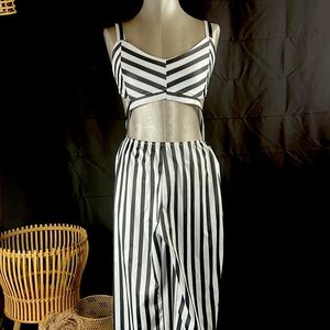 Sexy Black & White jumpsuit